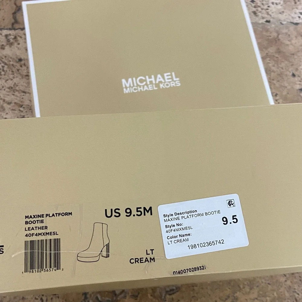 Michael‎ Kors Maxine Platform Bootie Light Cream Leather Gold Cage 9.5